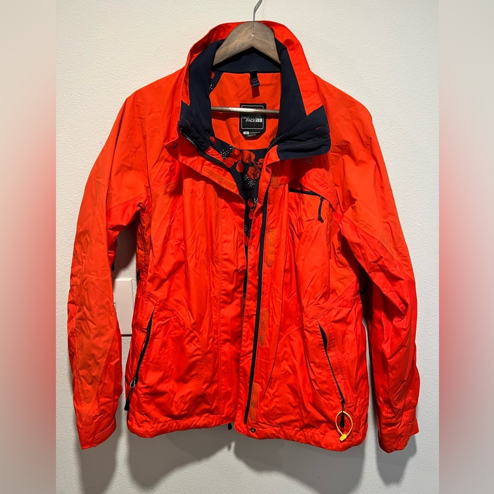 The North Face women’s heavy snow jacket, Size L